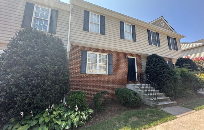 3 Bedroom Townhouse off Wards Ferry Road