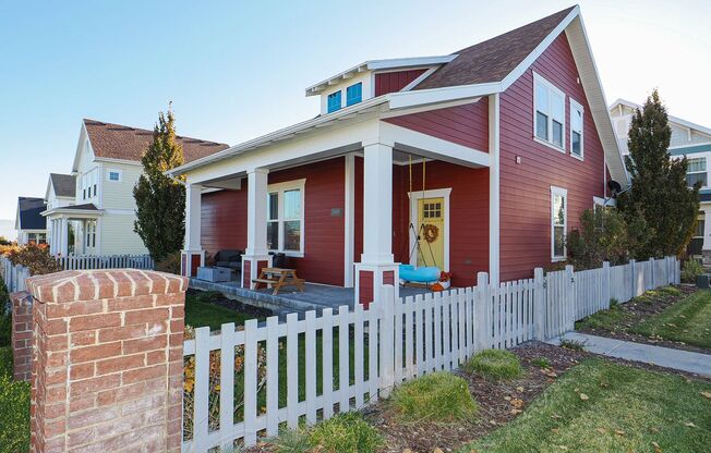 Beautiful House in Excellent Daybreak Location!