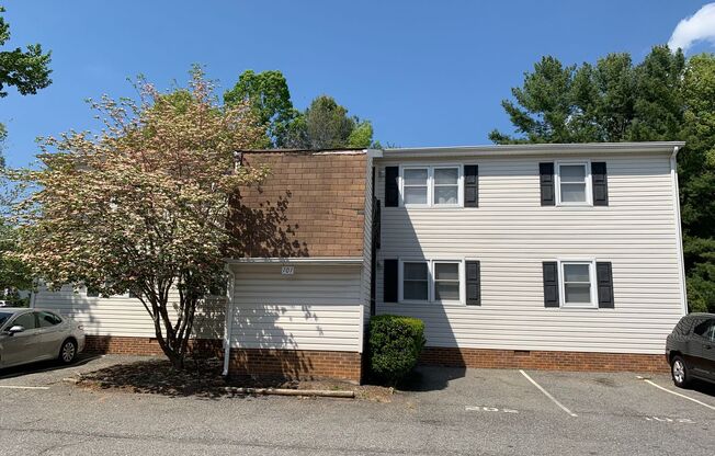 101 Moss Creek Apartments