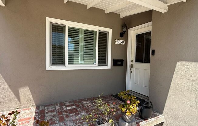 Lovely 3 Bedroom House w/ Finished Garage
