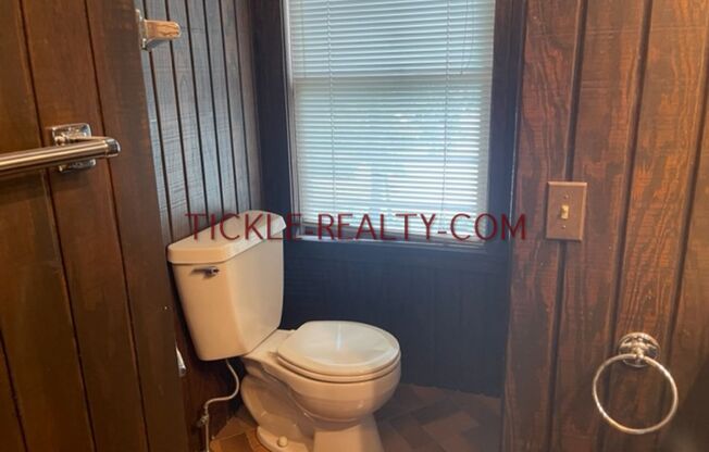 1 bed, 1 bath, $1,010, Unit 6