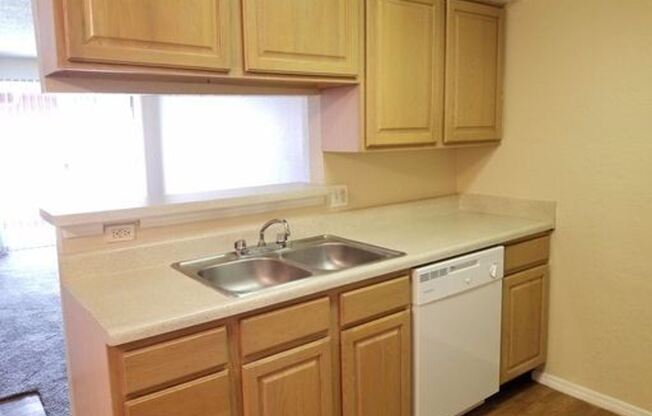 1054 E 57th Pl