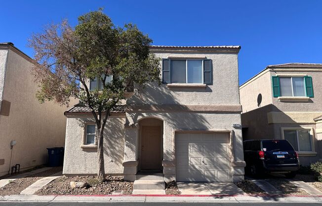 3 bed house with new laminate flooring and fresh paint!