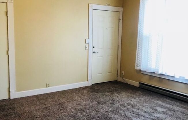 1 bed, 1 bath, $995