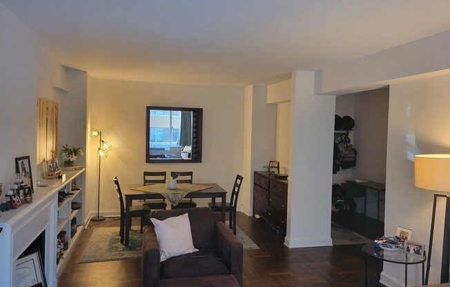 1 bed, 1 bath, 762 sqft, $6,250, Unit 9G