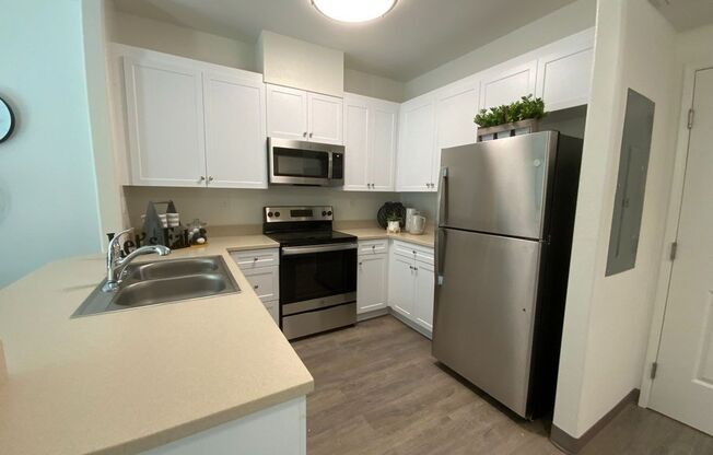 1 bed, 1 bath, 615 sqft, $1,850