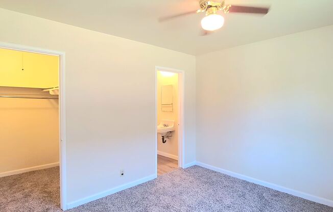 1 bed, 1 bath, 575 sqft, $1,150, Unit F-02