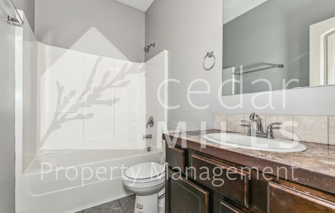 3 beds, 2 baths, 1,200 sqft, $1,250, Unit 312