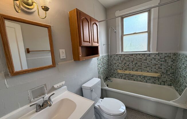 1 bed, 1 bath, 478 sqft, $895, Unit 408-60