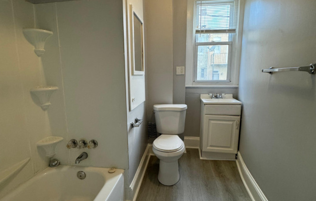 3 beds, 1 bath, $1,600