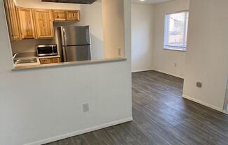 2 beds, 1 bath, 737 sqft, $1,395, Unit Unit 304