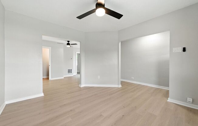 Fully renovated 3 bedroom home in Ambridge available now!