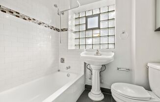 1 bed, 1 bath, 520 sqft, $1,945, Unit 902