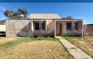 2233 W FARMDALE Avenue