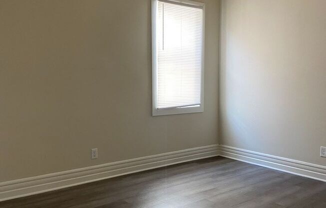 Newly Renovated Two Bedroom Shelby Park