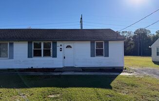 Nice 2 bedroom, 1 bath duplex