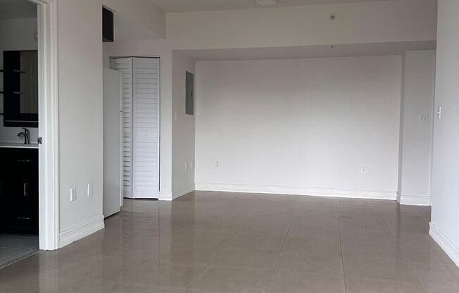 1 bed, 1 bath, 625 sqft, $1,995, Unit 602