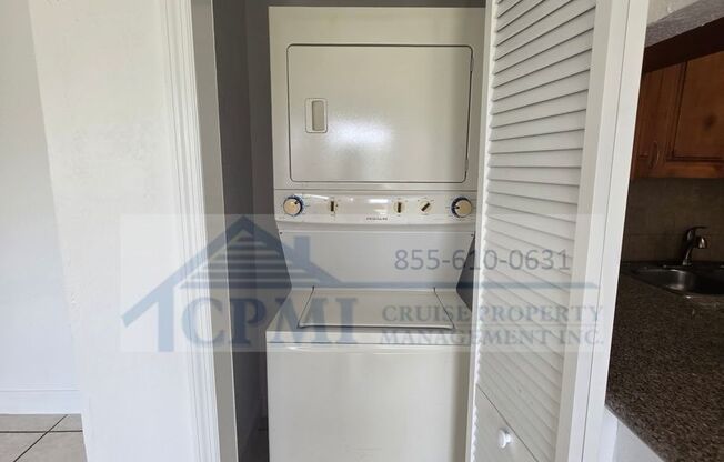 2 beds, 1 bath, 827 sqft, $1,950, Unit 575