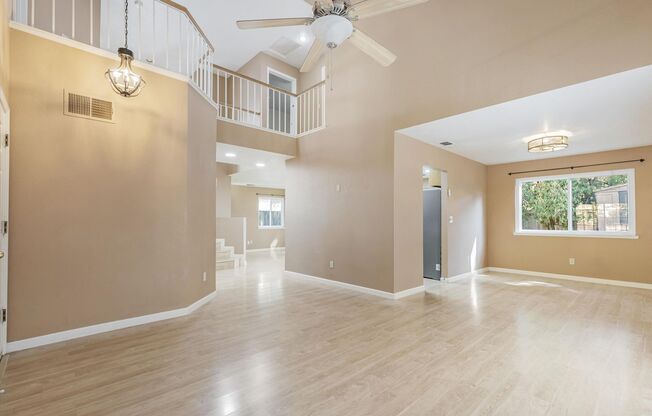 4100 Diane Dr - Antelope 95843