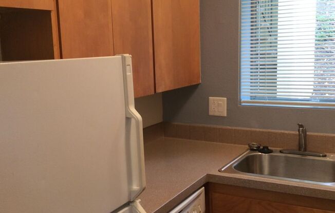 2 beds, 1 bath, 740 sqft, $1,500, Unit 116