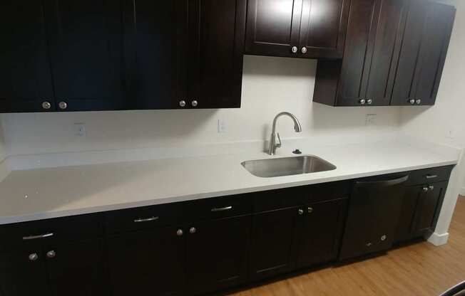 Cresswell Apartments
