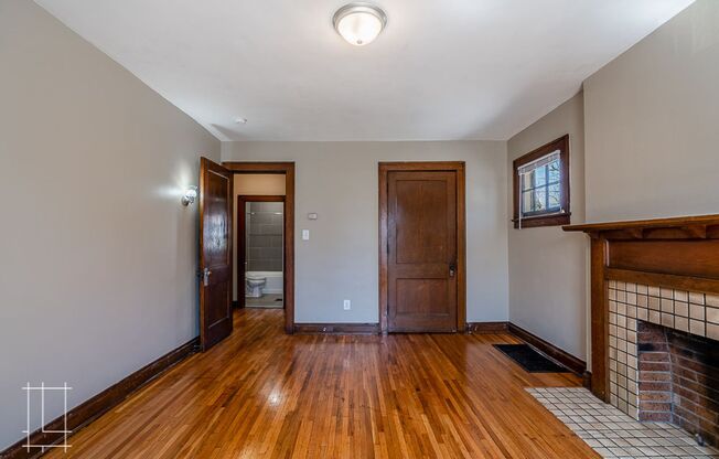 384 E. Maynard Ave