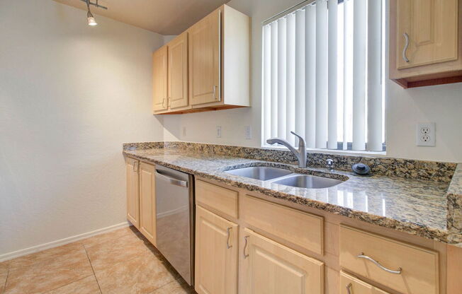 2 beds, 2 baths, 1,036 sqft, $1,600, Unit 284