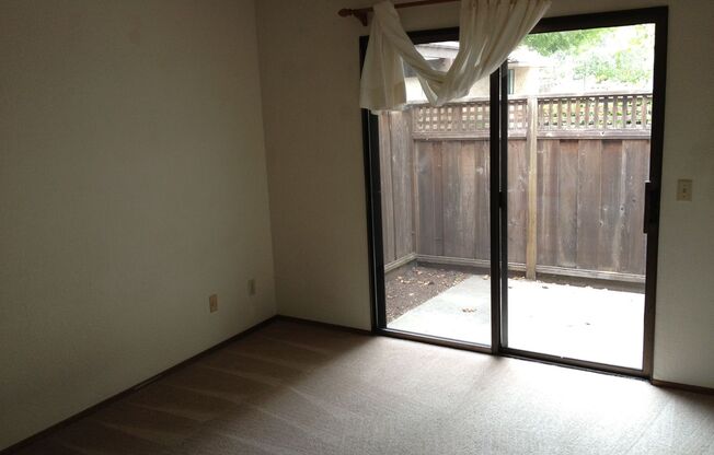 Close to bus or walk to UCSC!