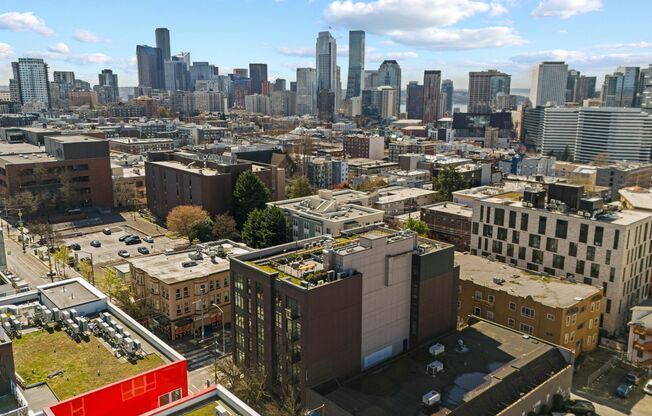 1 bed, 1 bath, 565 sqft, $1,925, Unit 407