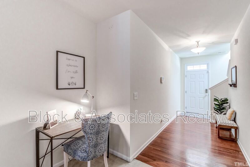 708 MARDONIE REACH LN