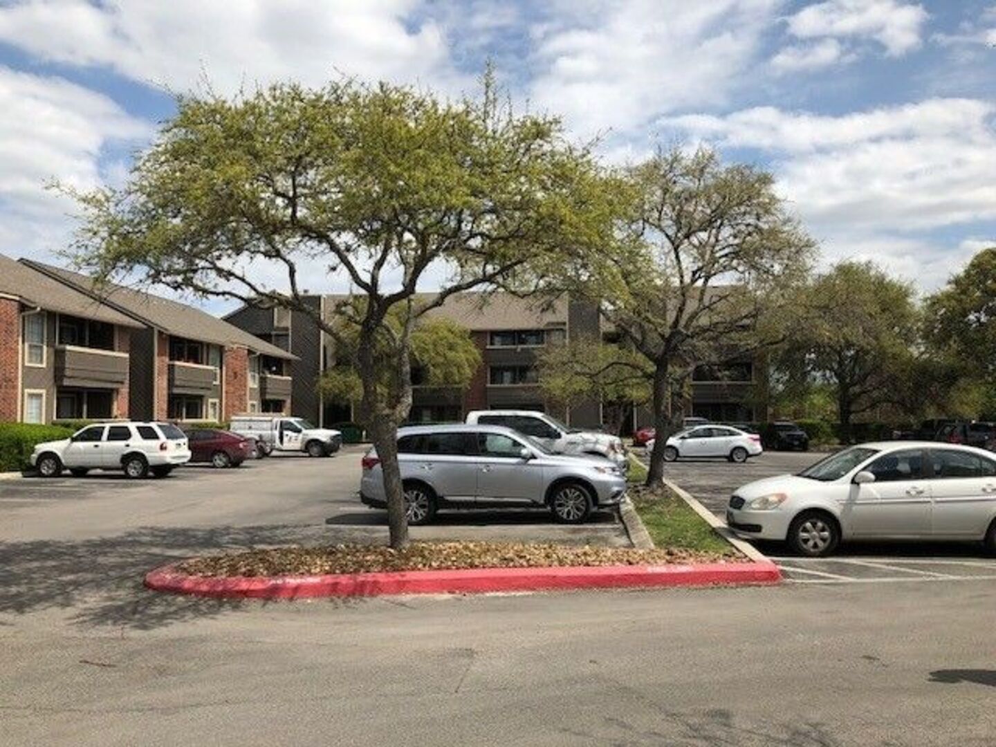 Lexington Apartments