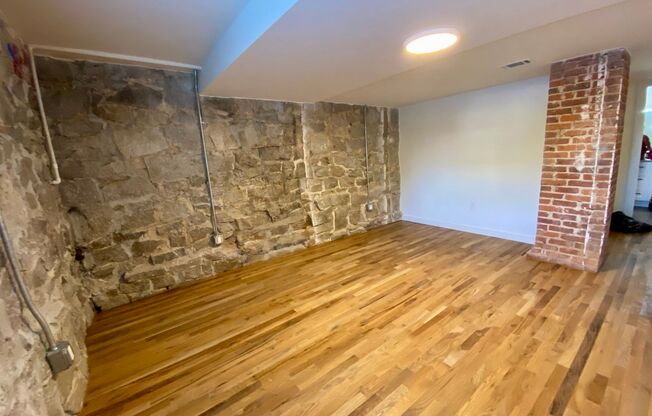 2 beds, 2 baths, 1,150 sqft, $2,743, Unit 007