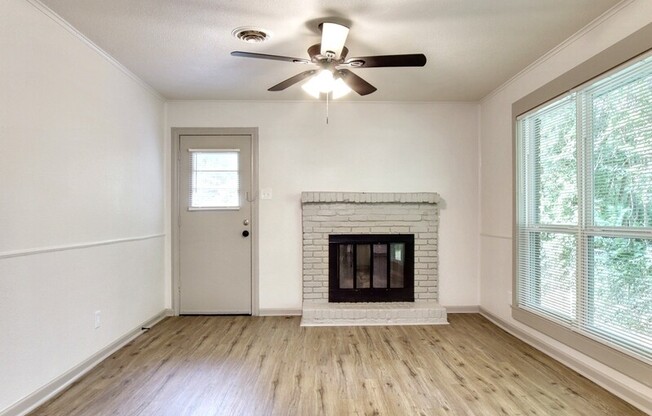 818 BLOSSOM RD