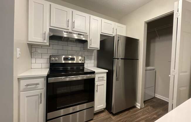  modern kitchen at Palmetto Place, Fort Mill South Carolina