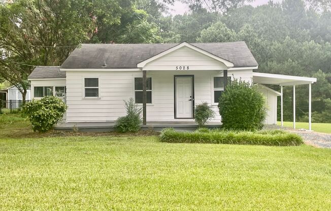 Welcome to this Beautiful Newly Renovated 2-bedroom, 1-bathroom home located in the desirable Mint Hill, NC.