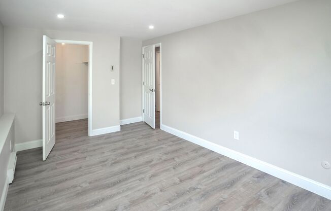 2 beds, 1 bath, 1,050 sqft, $2,600, Unit 71-2