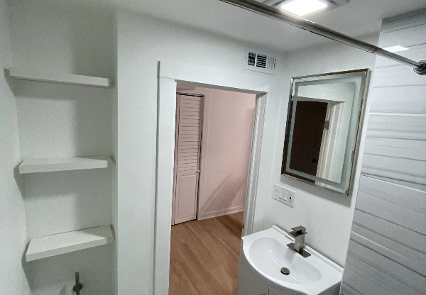 4115 S MAPLEWOOD AVE