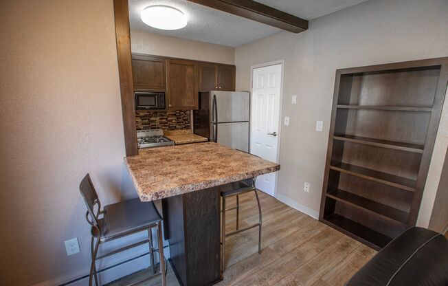 1 bed, 1 bath, 650 sqft, $1,275, Unit 3424-104