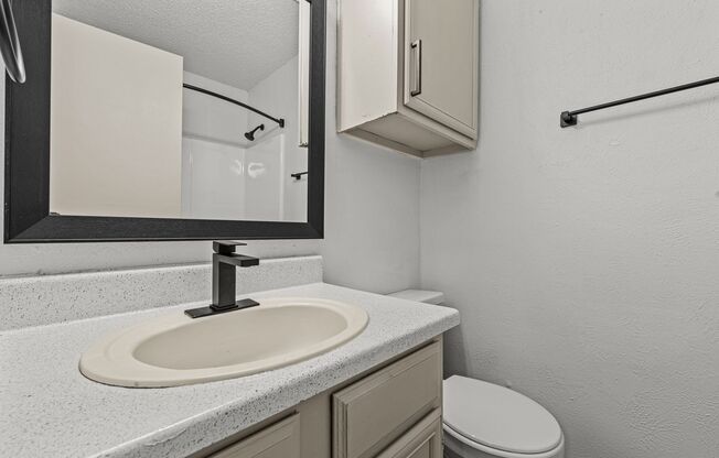 3 beds, 2 baths, 1,123 sqft, $1,600, Unit F-04