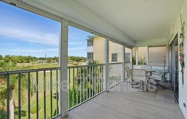 200 PEBBLE BCH BLVD