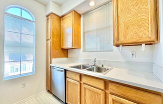 1 bed, 1 bath, $2,450