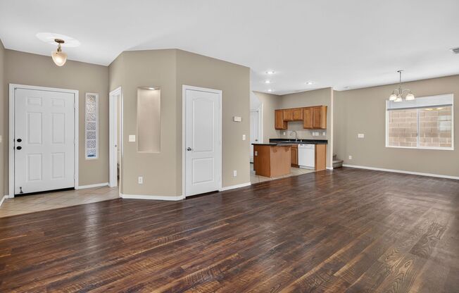CHARMING TWO-STORY 3-BEDROOM RESIDENCE IN THE GATED SOUTHERN HIGHLANDS COMMUNITY!