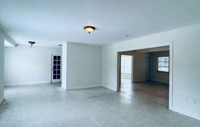 242 DELRAY AVE