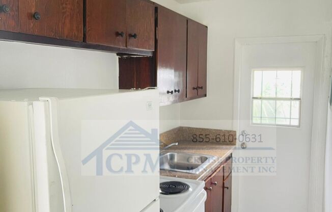 Affordable Downtown WPB 2/1 without the Downtown Price Steps Away From it ALL!! $995 Sec Dep special w/ app credit!