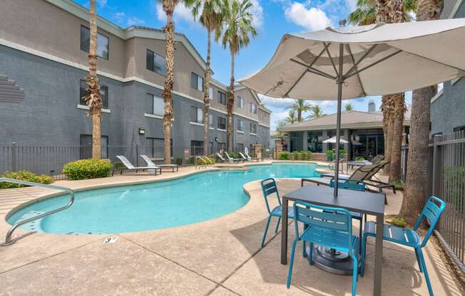 Covered Pool-Side Tables at Element Deer Valley in Phoenix, AZ