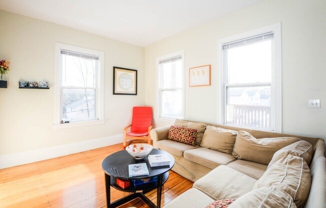 3 beds, 2 baths, 1,200 sqft, $2,837, Unit 1