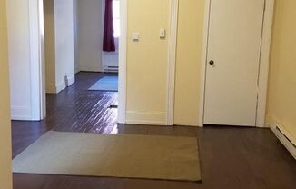 3 beds, 1 bath, $1,400