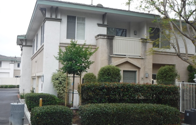Orleans: 2 Bedroom 2 Bath Condo,