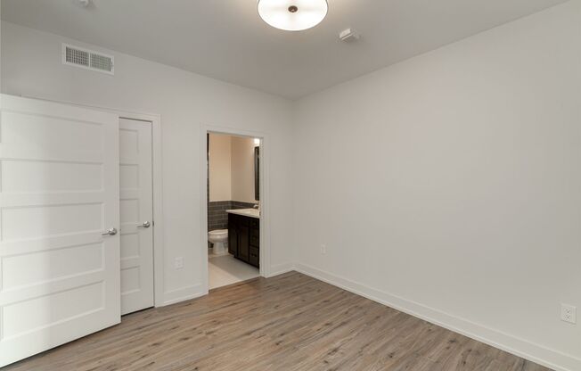 2 beds, 2 baths, 785 sqft, $1,950, Unit 1050 N 4th St. Apt. 206