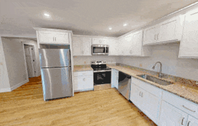 2 beds, 1 bath, 864 sqft, $1,975, Unit 9-C